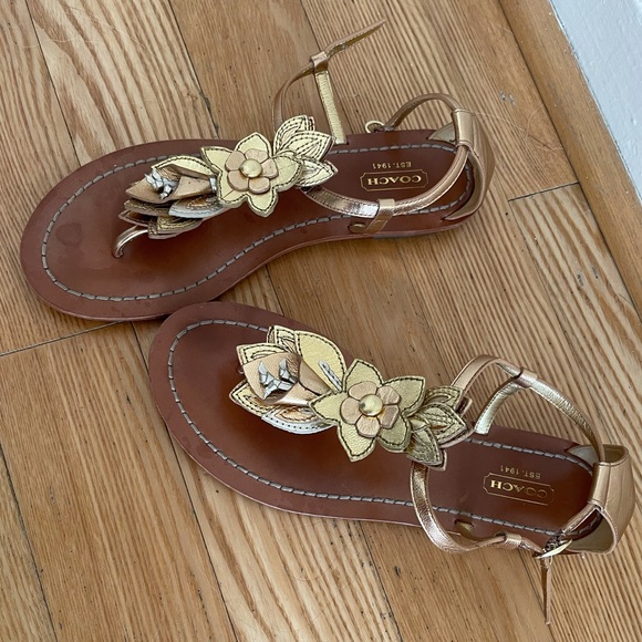 Coach metallic floral t-strap sandals - Picture 2 of 3